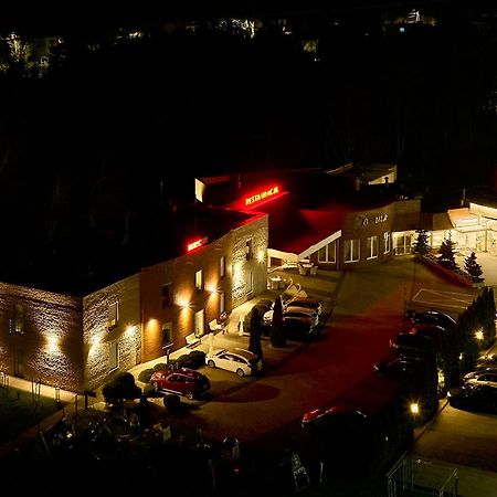 Restauracja Joanna Otel Kluczbork Dış mekan fotoğraf