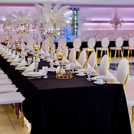 Restauracja Joanna Otel Kluczbork Dış mekan fotoğraf