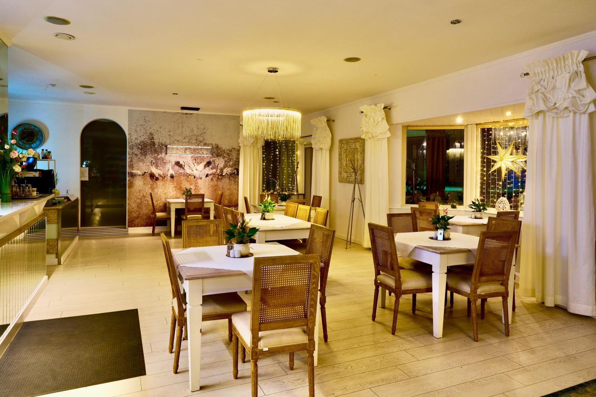 Restauracja Joanna Otel Kluczbork Dış mekan fotoğraf