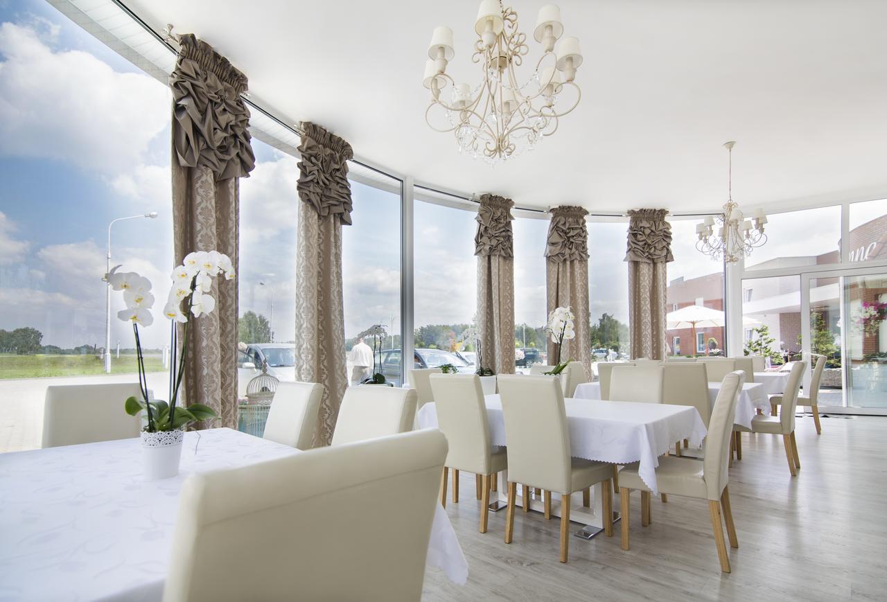 Restauracja Joanna Otel Kluczbork Dış mekan fotoğraf