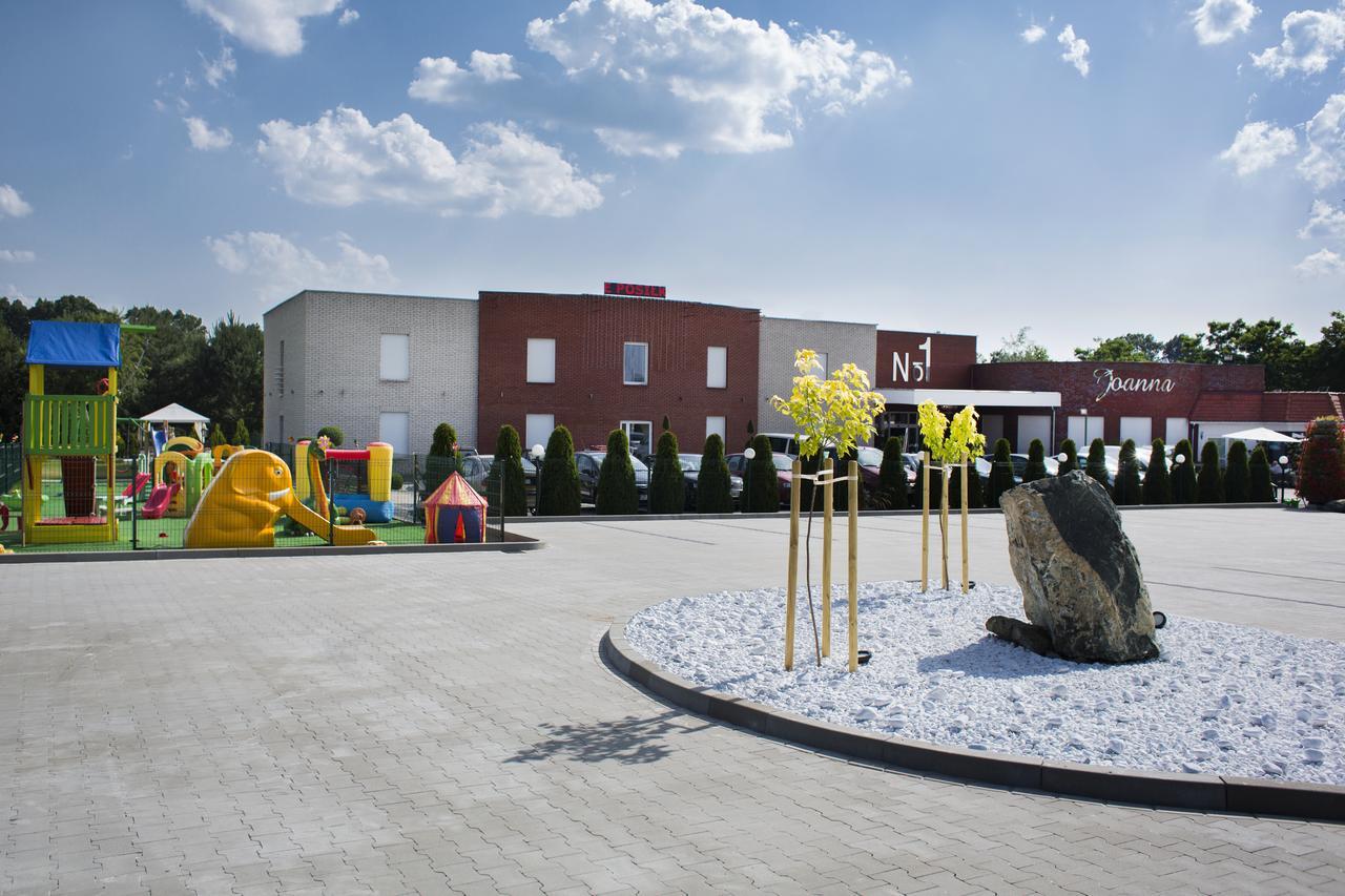 Restauracja Joanna Otel Kluczbork Dış mekan fotoğraf